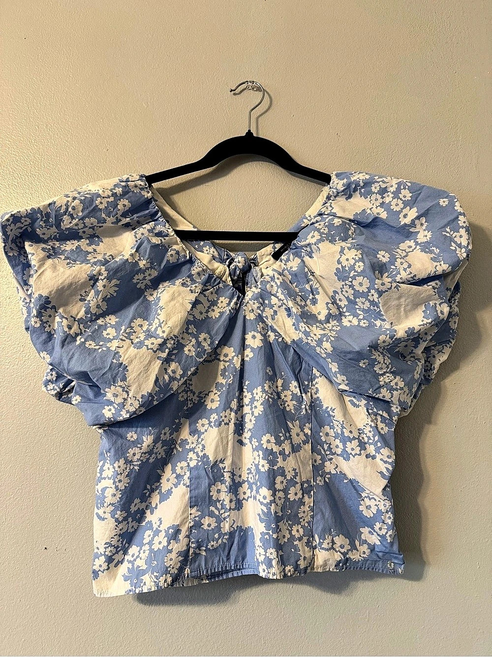MARC NEW YORK Floral Puff Sleeve Blouse in Blue & White Size Medium